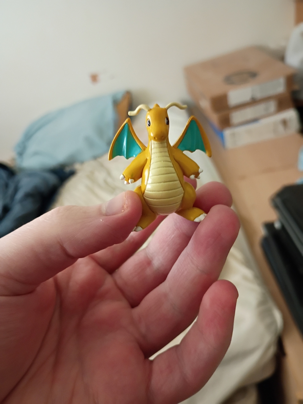 Pokemon Tomy Dragonite Figure